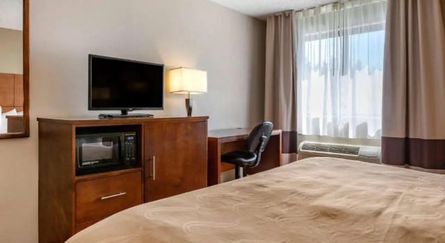 Номер Standard Quality Inn Saint Ignace I-75