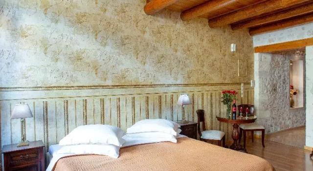 Четырёхместный полулюкс Hotel Casa Moazzo