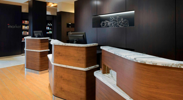 Courtyard by Marriott Indianapolis Downtown, Забронировать Отель Отели Индианаполиса 3 звезды, рядом с Виктори Филд, 3*