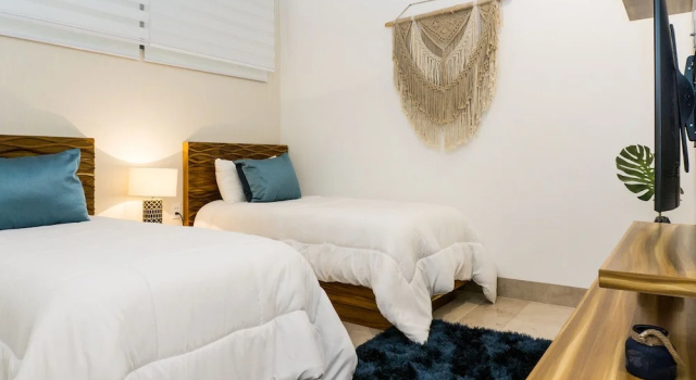 Апартаменты Grand с 3 комнатами с балконом Oceana Beachside Condo