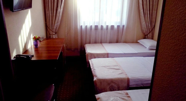 Трёхместный номер Standard Grand Zamin Hotel