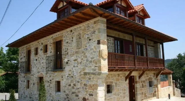 Posada El Hidalgo, Buchen Sie Pension Medio Cudeyo Kantabrien