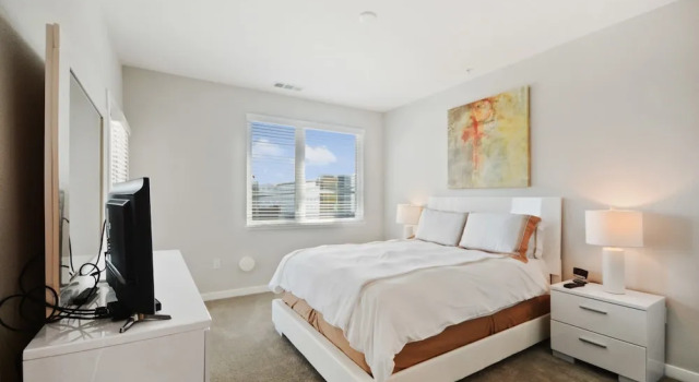 Global Luxury Suites in Menlo Park, Забронировать Апартаменты/квартира Редвуд-Сити San Mateo County, рядом с The Foundry