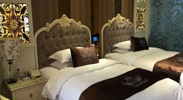 Tonglu Diamond Boutique Hotel, Rezerwuj Boutique Hotel Hotele 3-gwiazdkowe w Tonglu, 3*