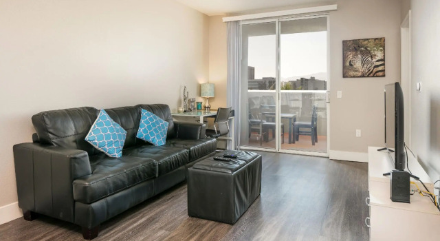 Hotel Style Furnished Suites in LA Beach Area, Забронировать Отель Отели Лос-Анджелеса 4 звезды, 4*
