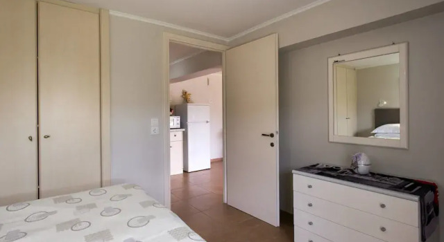 Georgia's Corfu Apartment, Забронировать Апартаменты/квартира Ипсос 