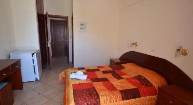 Babos Holidays, Rezerwuj Hotel Ammoudia 