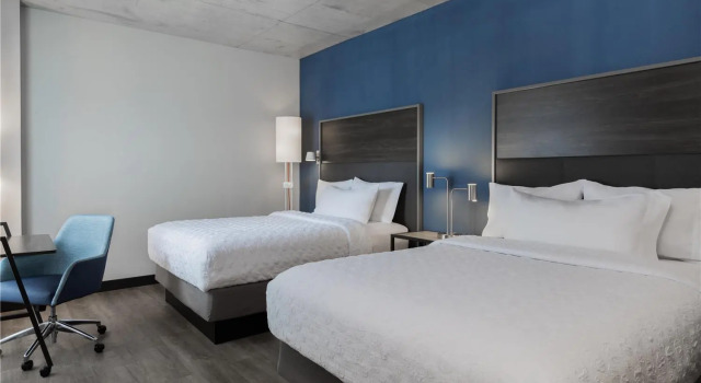 Четырёхместный номер Standard Tru By Hilton Montréal centre-ville