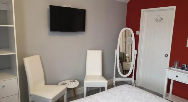 Номер Standard The Phoenix Guest House