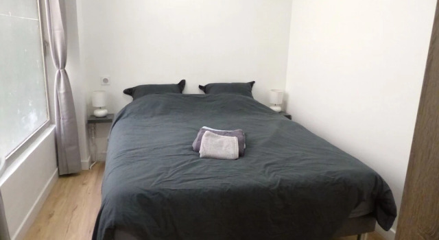 Rue Turgot Apartment, Забронировать Апартаменты/квартира Париж Иль-де-Франс, рядом с Гран Бульвар