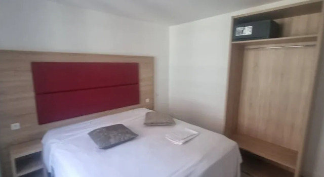 Lux 'Appart Hôtel, Đặt Khách sạn Khách sạn ở Vicq bao gồm bữa sáng, Bữa sáng
