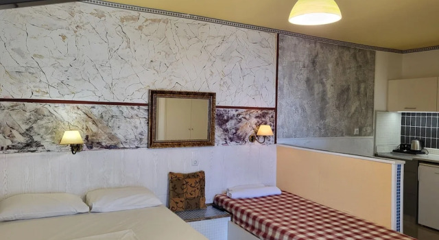Hermes Korifi Suites private apartment, Забронировать Апартаменты/квартира Пископианон 