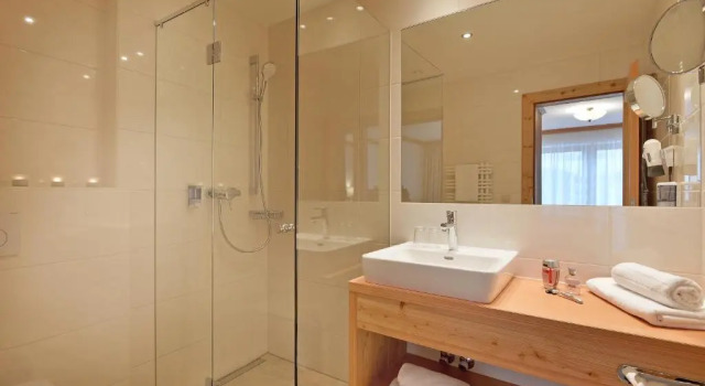 Двухместный номер Standard с балконом Hotel Ritterhof Ellmau