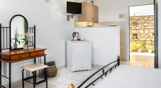 Апартаменты Standard Elenas Seafront Deluxe Studios