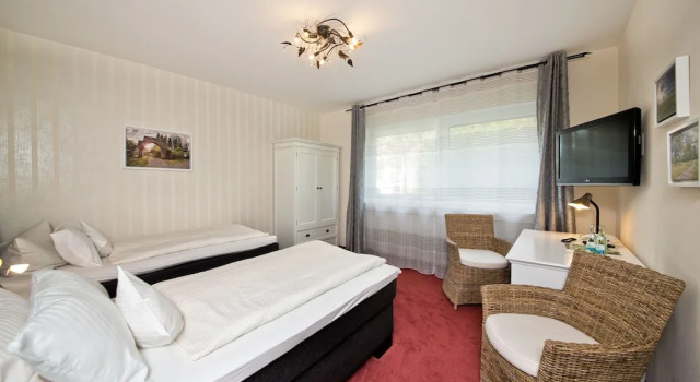 Hotel Jägerhof, Varaa Hotelli Bad Brueckenau 