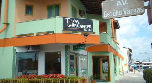 Hotel Terra Mater, Забронировать Отель СПА-отели Порту-Сегуру, SPA-услуги