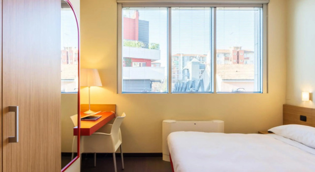 Residence Osoppo, Book Hotel Milan Lombardy
