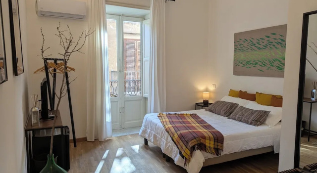 Трёхместный номер Standard с балконом и с видом на город B&B del Parlamento
