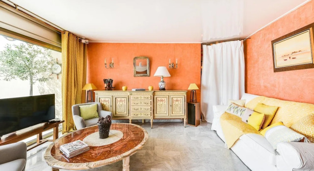 Le Cygne Apartment 1, Забронировать Апартаменты/квартира Отели Канн с завтраком, Завтраки