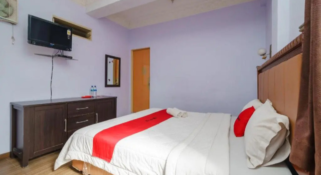 RedDoorz @ Parapat, Rezerwuj Hotel Parapat Sumatra