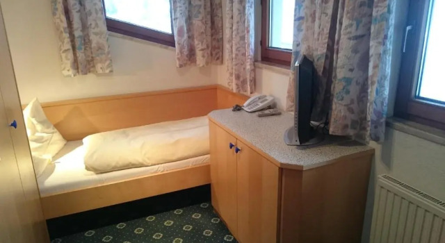 Номер Standard Pension Rosengarten