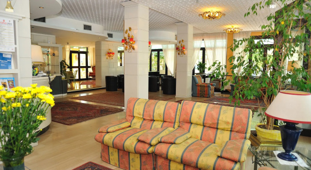 Hotel Salus, Забронировать Отель Монтекатини-Терме Тоскана