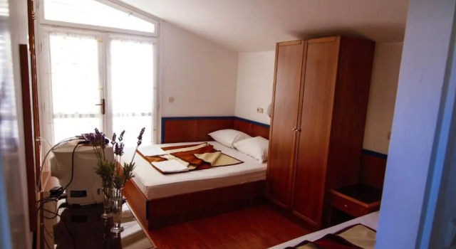 Трёхместный номер Standard с балконом и с видом на море Beach Hotel