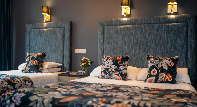 Falls Hotel & Spa, Book Ferieresort Hoteller i Clare med pool, Swimmingpool