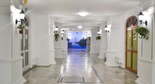 2 BEDROOM 2 BATHROOM APARTMENT in the heart of Fuengirola with big terrace and free parking space close to beach