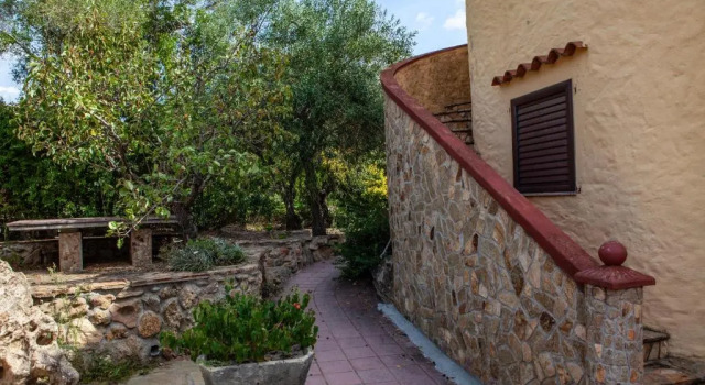 Апартаменты Casa Vacanze a 200 mt spiaggia con 5 camere 2 bagni e 9 posti letto