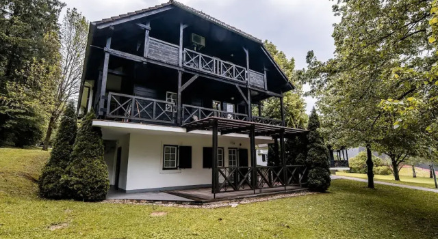 Апартаменты Standard Rustic and Radiant Retreat Apartments With Terrace