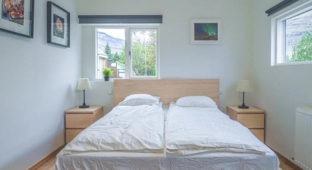 Apartment Tungata, Book Lejlighed Hoteller i East Iceland. med parkering, Parkering