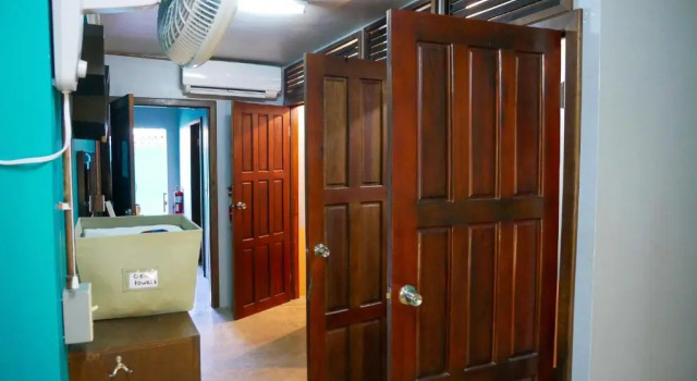 Кровать в общем номере Drift Inn San Pedro