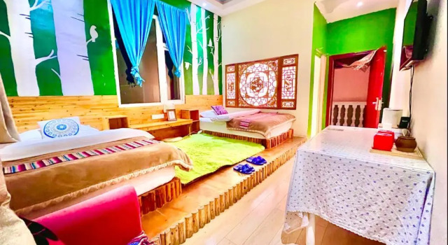 Номер Superior Shangri-La Baita International Youth Hostel