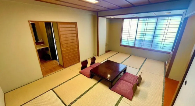 Standard Vierer Zimmer mit Balkon Sarusawaike Yoshidaya