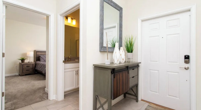 Gorgeous Decor 4 Bd w Pool Close to Disney 4820, Rezerwuj Hotel Kissimmee Kissimmee