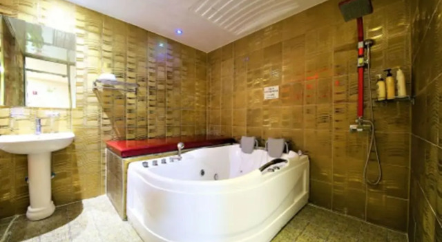 Номер Deluxe W Hotel
