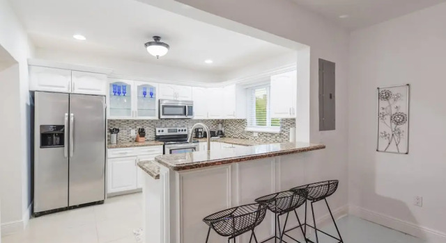 Коттедж Deluxe Peaceful Comfort: Comfortable Miami Home