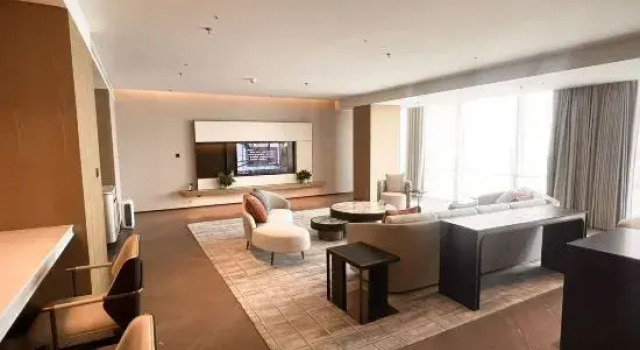 Люкс Privilege Capital International Exhibition & Convention Center Hotel