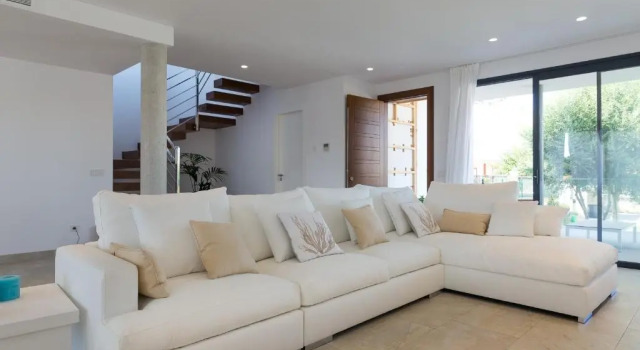 Шале Superior Villa Casa Marian for 8 with swimming pool, garden and close to beach
