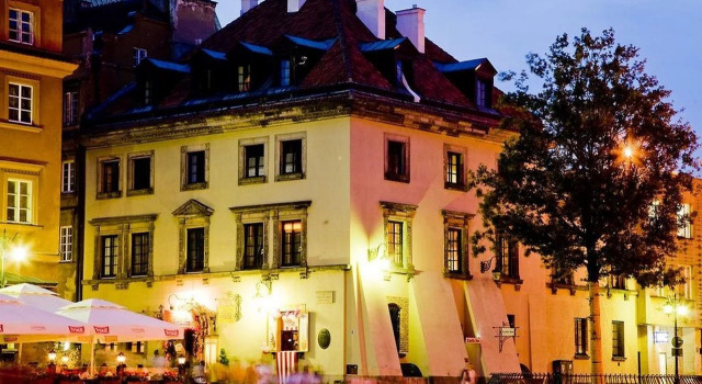 Castle Inn, Buchen Sie Hotel Hotels in Masowien mit Frühstück, Frühstück