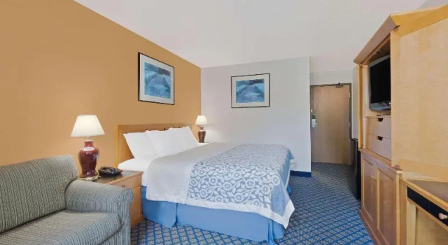 Номер Standard Days Inn by Wyndham Brunswick Bath Area
