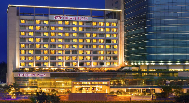 Номер Standard Crowne Plaza Ahmedabad City Centre by IHG