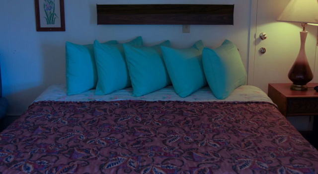 Rainbow Motel Hastings, Buchen Sie Motel Hastings Nebraska