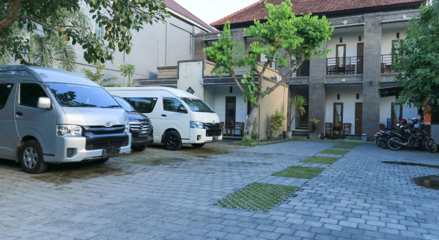 Hotel Warta Putra