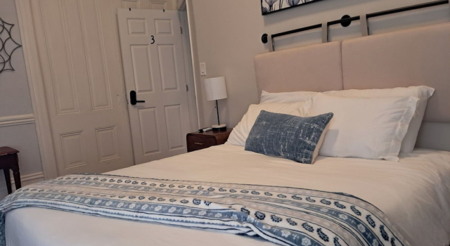 Gorgeous 3 Bedroom In Downtown, Забронировать Отель Окленд Область залива Сан-Франциско, рядом с Oakland Care Center