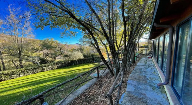 Spoleto Splashwhole Private Villagesleeps 20Discounted May June Sept Oct 3, Varaa Hotelli Spoleto Umbria