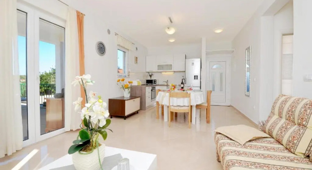 Holiday Home Paradiso