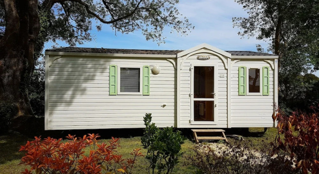 Camping La Clé des Champs, Varaa Leirintäalue Telttailu ja glamping kohteessa Aquitaine, Leirintäalue