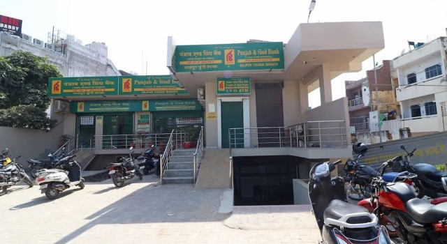 Oyo 23157 Grand Sudershan Hs